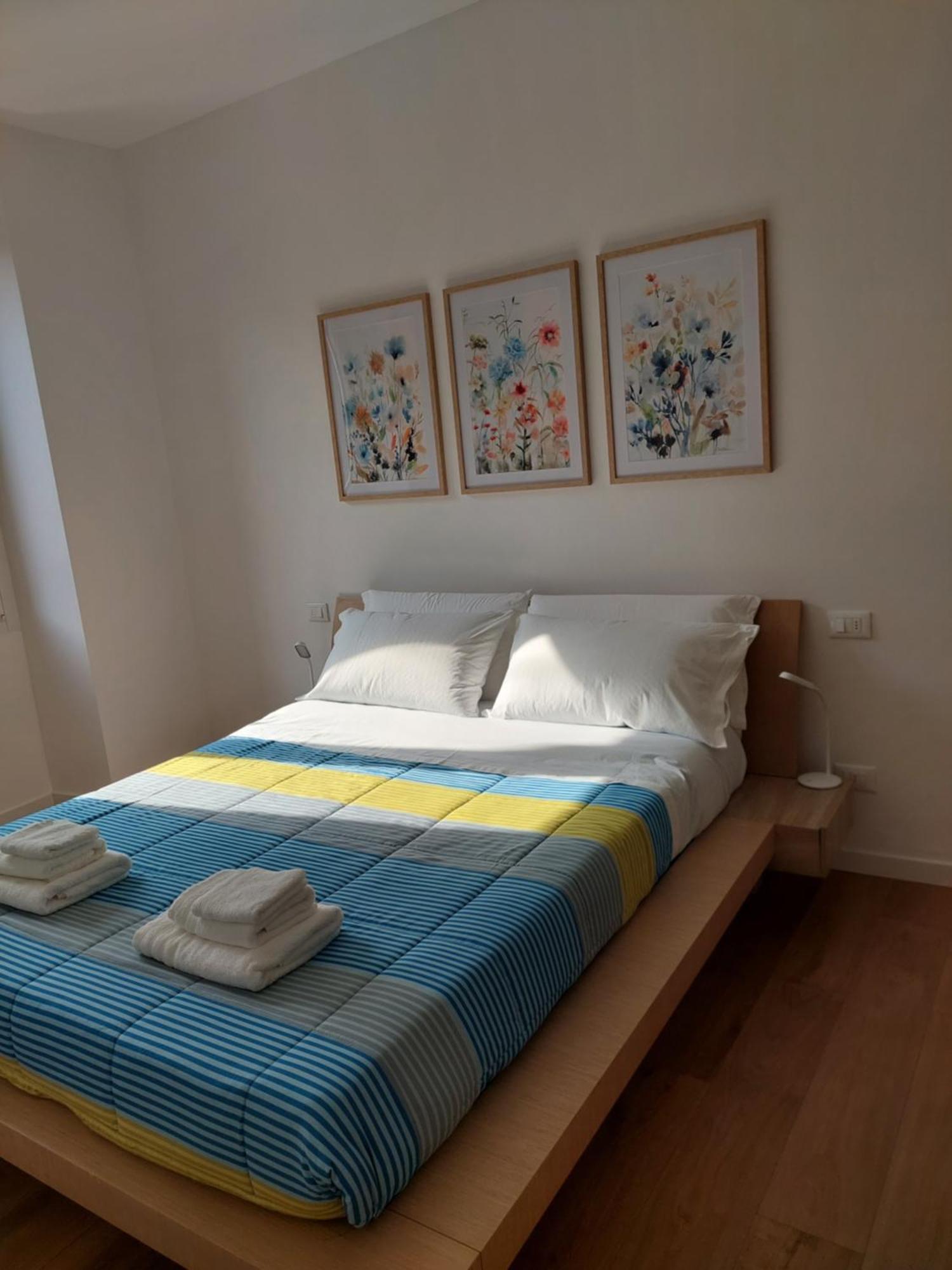 Casa Mappamondo Lecco Ngoại thất bức ảnh